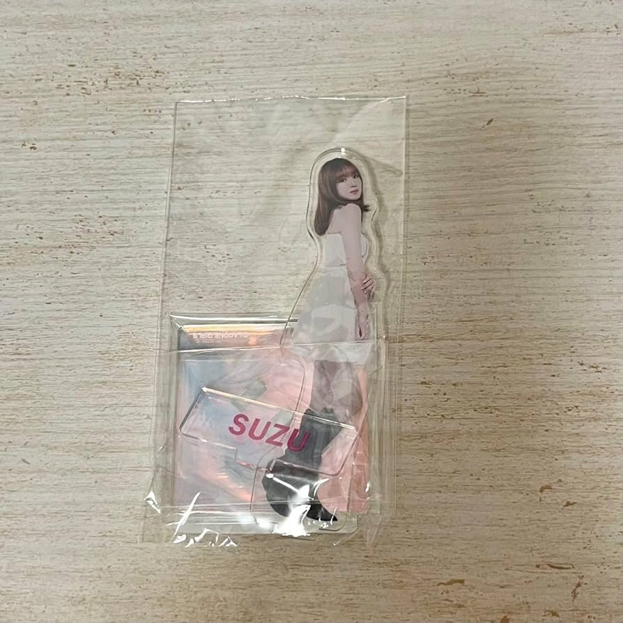 ME:I ミーアイ　山本すず　SUZU アクスタ　ネームプレート　トレカ ME:I ミーアイ 山本すず SUZU アクスタ ネームプレート トレカ